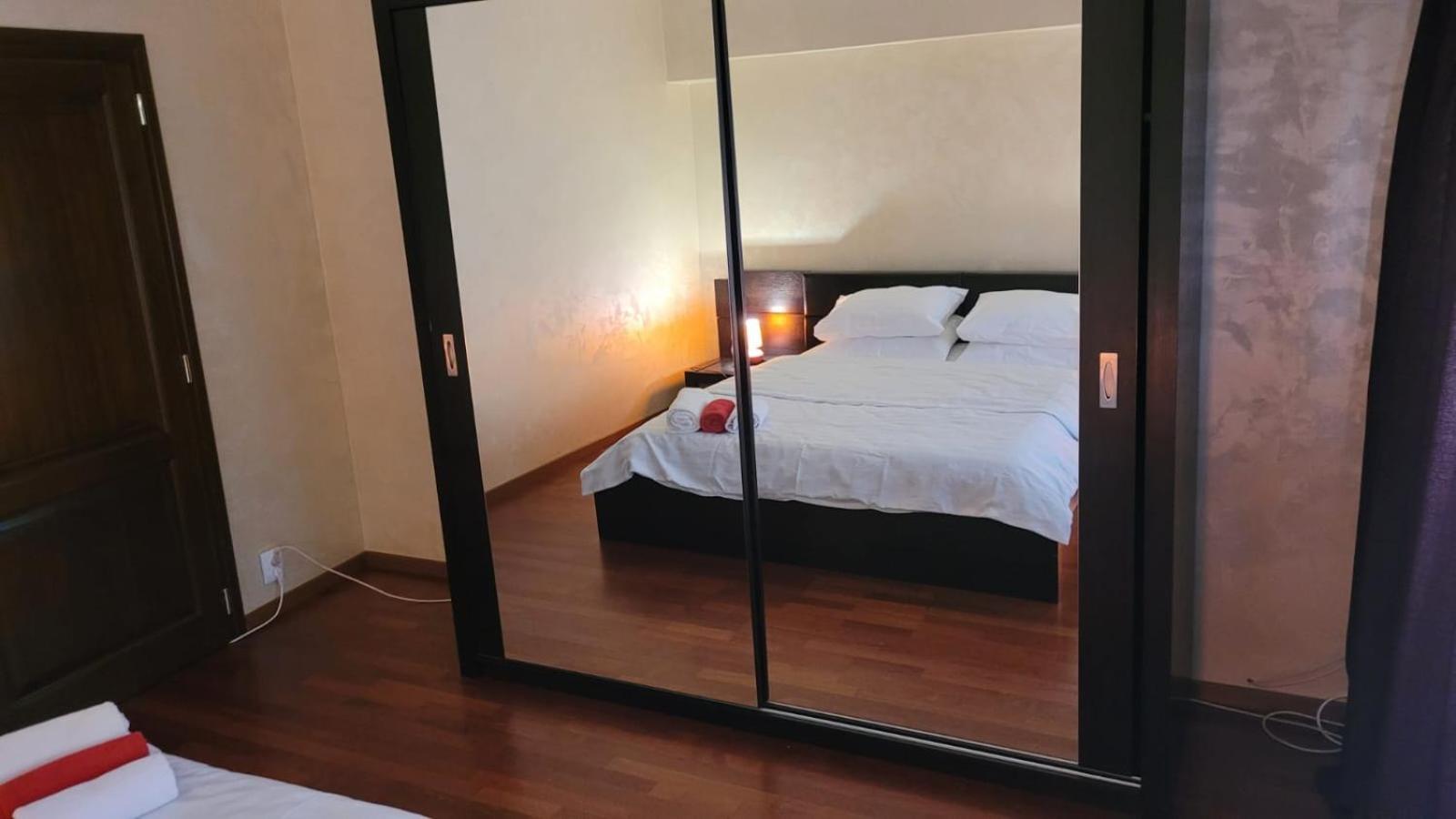 Downtown Top Apartments Bucharest Luaran gambar
